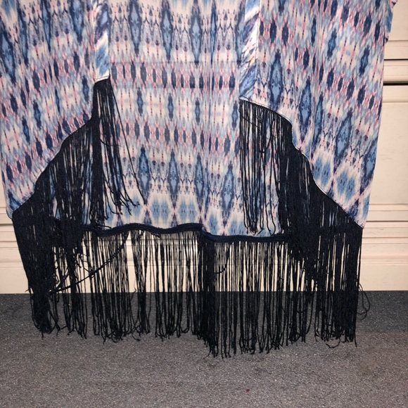 Cover-up - Picture 2 of 3